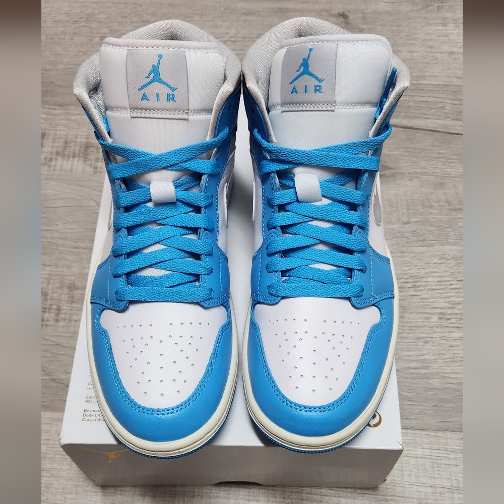 SOLD!!Jordan 1 Mid Powder Blue - Picture 3 of 5